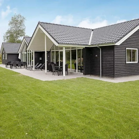 Luxury Retreat In Marielyst - By Traum *