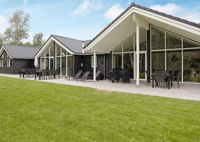 Luxury Retreat In Marielyst - By Traum Holiday home Boto By